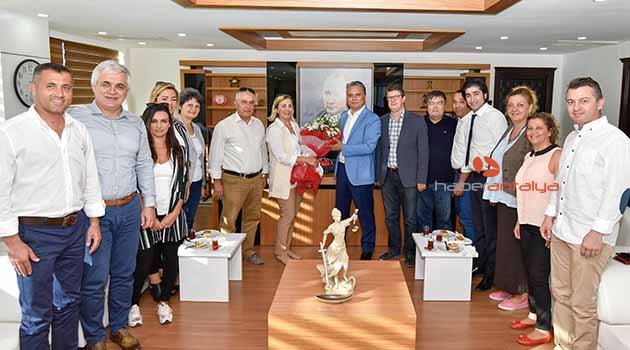 Dokuz Eylüllülerden Başkan Uysal’a ziyaret