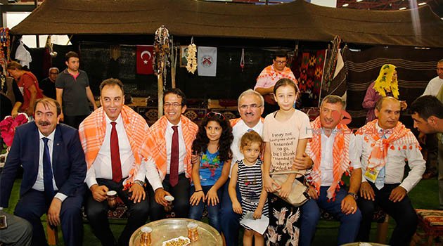 Döşemaltı Belediyesi YÖREX’de Yörük kültürünü tanıtıyor