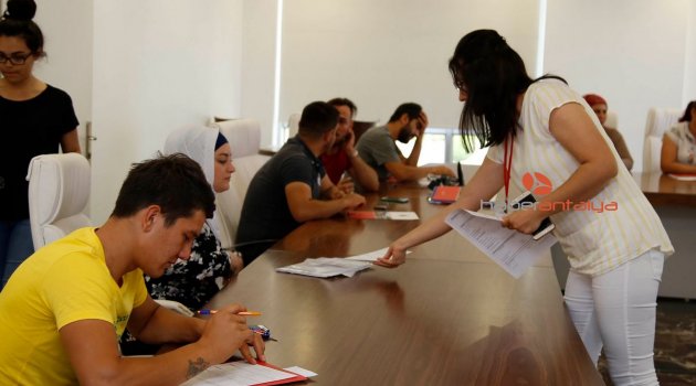 Döşemealtı Belediyesi işçi ile işvereni buluşturuyor