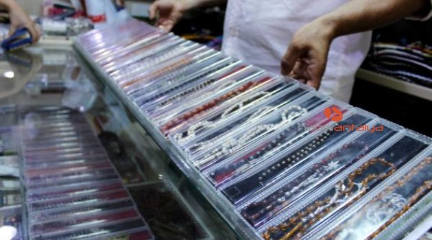 Döviz arttı, hac malzemesi satışı düştü