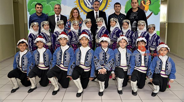 DÜNYA LİDERLERİNİ BU ÇOCUKLAR KARŞILADI