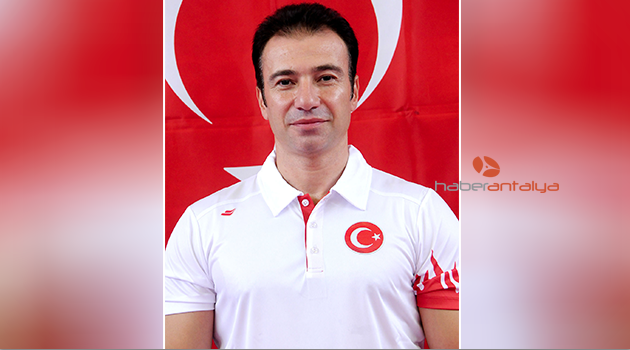 Dünya şampiyonu Alper, Muratpaşa'da