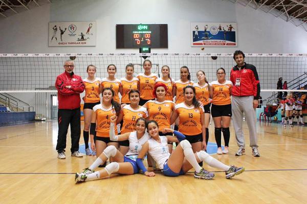 DÜNYA'NIN EN İYİ PLAJ VOLEYBOLU SPORCULARI ANTALYA'YA GELECEK