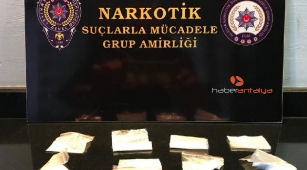 Durdurulan otomobilden kokain çıktı