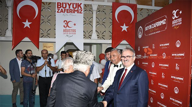 'Düşman artık topla tüfekle değil, ekonomik saldırı ile geliyor'
