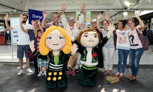 ECE ve EFE EXPO'YU İSTANBUL'DA TANITTI