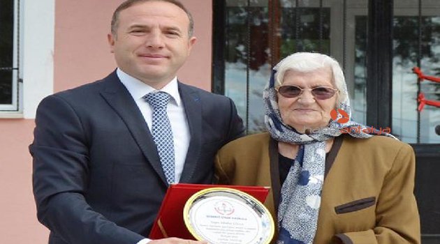 ELMALI'DA 7 BİN ÖĞRENCİ DERSBAŞI YAPTI