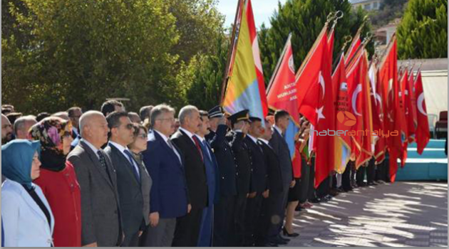 Elmalı'da Cumhuriyet Bayramı kutlamaları