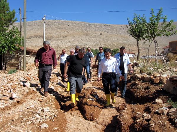 ELMALI'DA HASAR TESPİT ÇALIŞMALARI BAŞLADI