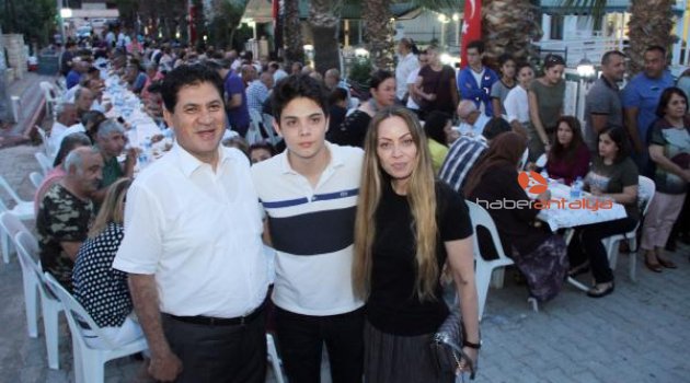 En genç vekil adayından iftar