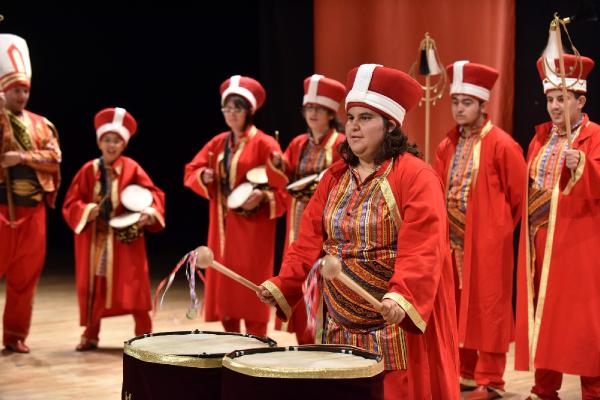 ENGELLİLERDEN MEHTERAN