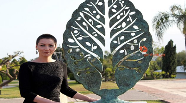 Eşi için ‘Hayat Ağacı’