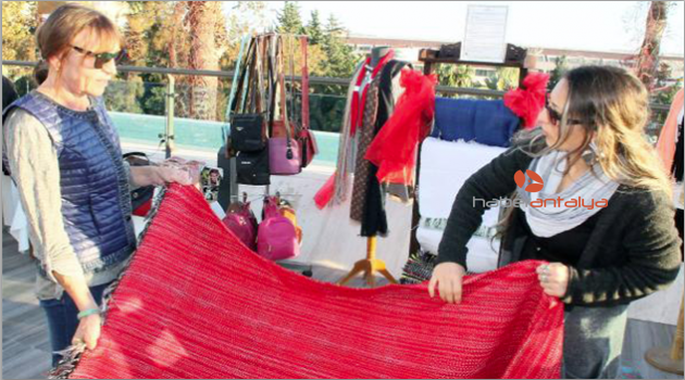 Eskiyen üniformalar kilim oluyor