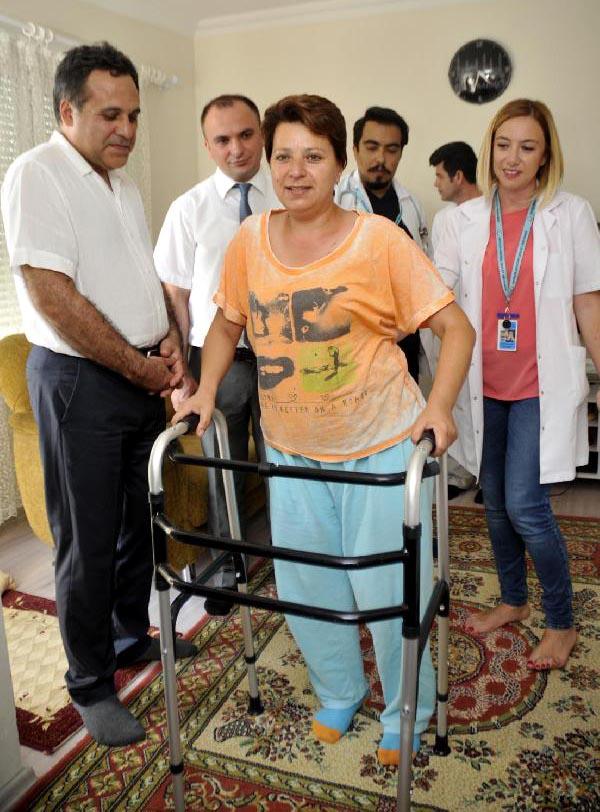 EVDE FİZİK TEDAVİ HİZMETLERİ