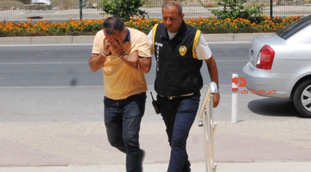 Evlilik vaadiyle dolandırdı