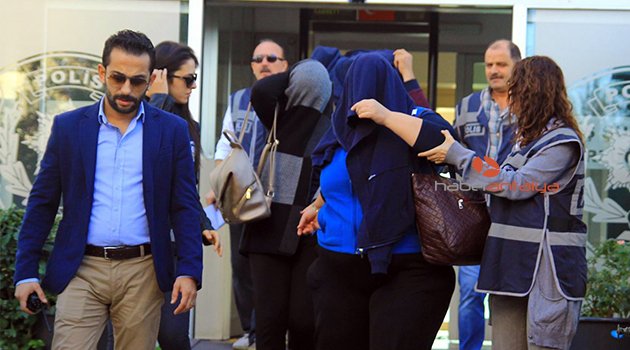 Fakir kadınları fuhşa sürükleyen 4 şüpheli adliyeye sevk edildi
