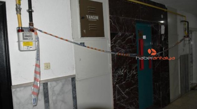 Fazla kişinin bindiği asansör zemine çakıldı: 7 yaralı