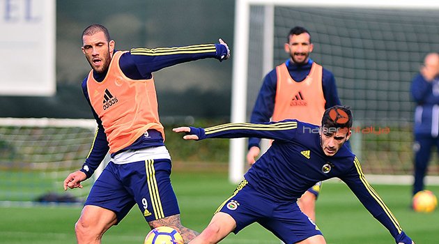 Fenerbahçe devre arası hazırlıklarına başladı