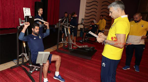 Fenerbahçe salonda çalıştı