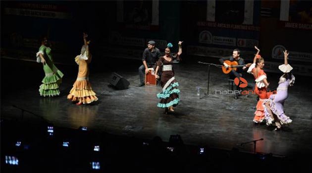 Festivalde Flamenko rüzgarı
