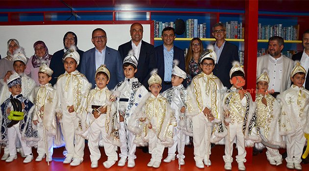 Fettah Tamince'nin oğluyla birlikte 50 çocuk sünnet oldu
