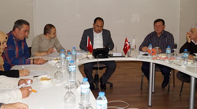 Finike Belediyesi'nde nisan meclisi