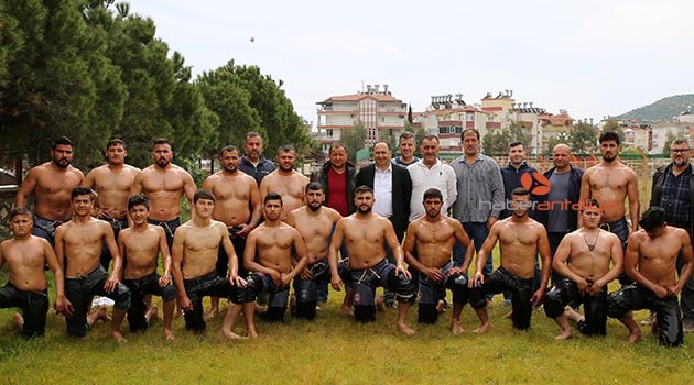 Finike'de Yağlı Pehlivan Güreşleri yapılacak