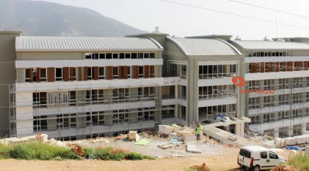 Finike'ye çocuk ve gençlik evi