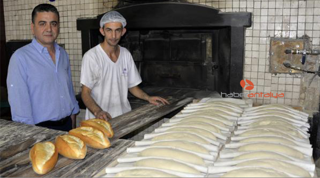 Fırıncı ekmeğe zam istedi