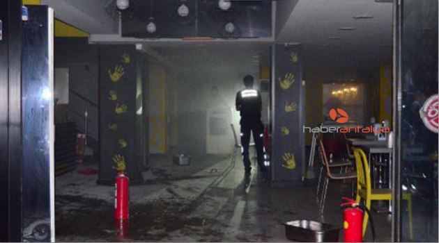 Fritözde unutulan yağ yangın çıkardı