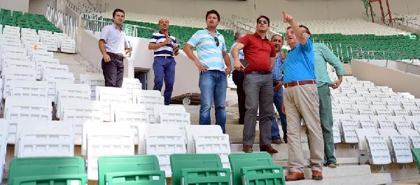 FUTBOL FEDARASYONU TİMSAH ARENAYI İNCELEDİ