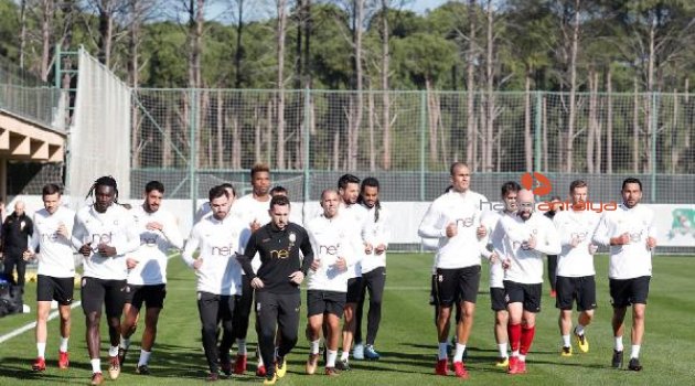 Galatasaray, Antalya kampındaki ilk idmanını yaptı
