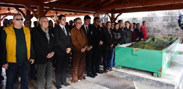 GAZETECİ HAKKI AKDUMAN TOPRAĞA VERİLDİ