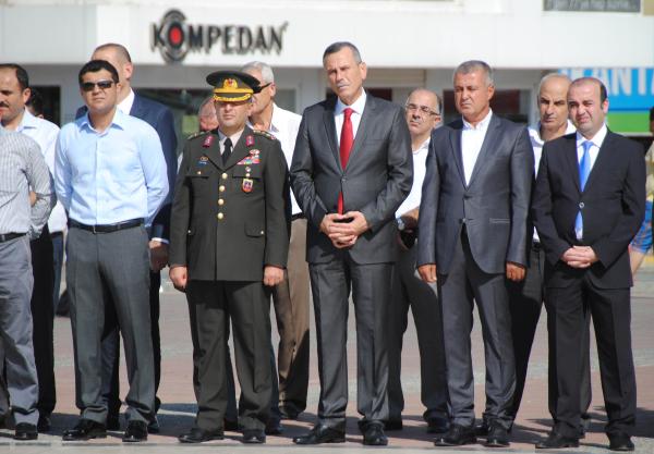 GAZİLER GÜNÜ'NDE YARALI POLİSE ZİYARET