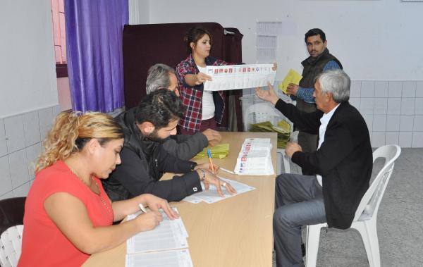 GAZİPAŞA'DA 4 BİN'DEN FAZLA SEÇMEN SANDIĞA GİTMEDİ