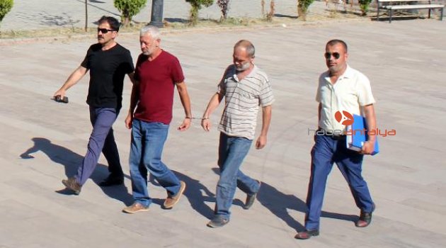 Göçmen kaçakçılığına 2 tutuklama