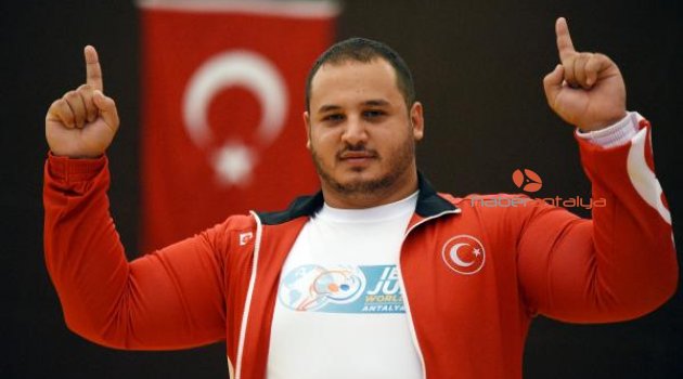 Görme engelli judocu Onur, olimpiyat madalyası istiyor
