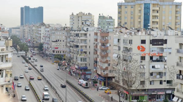 GÜLLÜK AKDENİZ RENKLERİNE BOYANIYOR