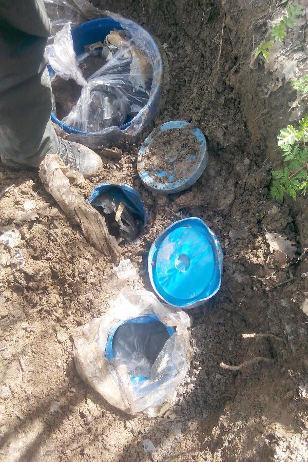Güroymak'ta 130 Kilo El Yapımı Patlayıcı Ele Geçirildi
