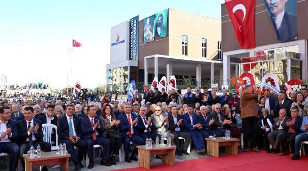 Hacı Bektaş Veli Kültür Merkezi törenle açıldı