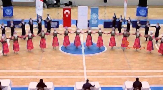 Halk Oyunları yarışması için Macaristan'a gittiler, iltica ettiler