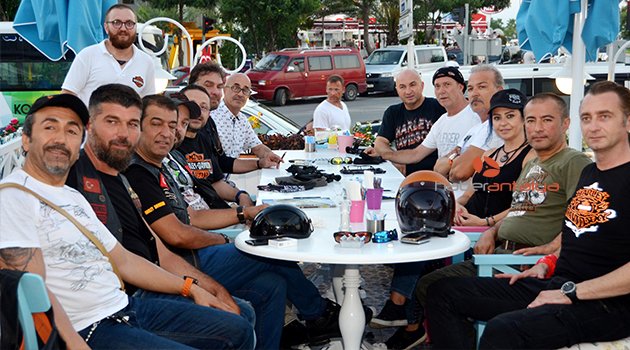HARLEYCİLERDEN DEMOKRASİ SÜRÜŞÜ