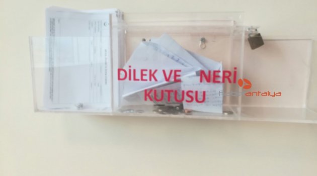  Hastanenin dilek ve öneri kutusuna para atılması gülümsetti