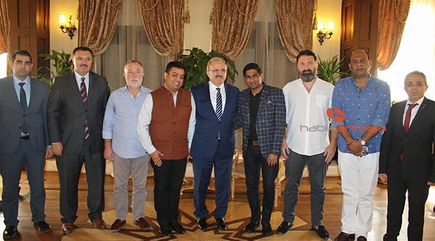HİNDİSTAN'IN EN RENKLİ FESTİVALİ ANTALYA'YA GELİYOR