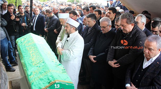 Hortumda hayatını kaybeden ASAT çalışanı gözyaşları arasında defnedildi