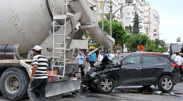 Hurdaya dönen otomobilden mucize kurtuluş