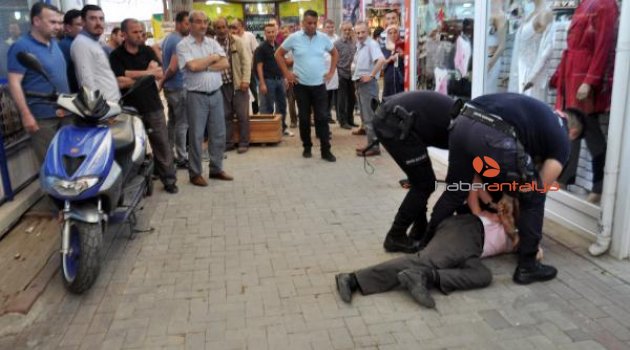 İç çamaşırı mağazasındaki kadınları taciz ettiği iddia edilen 2 kişi serbest kaldı