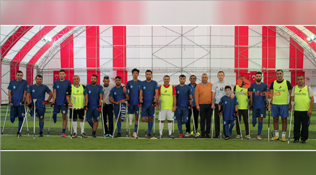 İlçe Protokolü, ASAT Ampute Futbol Takımı'yla karşılaştı
