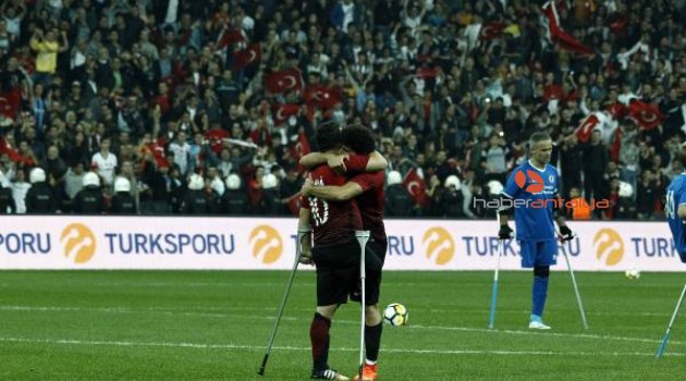 İngiliz basını: "Türklerin son dakika zaferi"