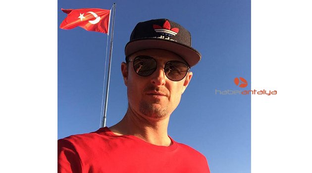 İngiliz golfçü Justin Rose'dan 'Türk bayraklı' paylaşım